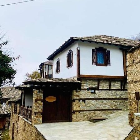 Къща За Гости Близнаците Leşten Exterior foto