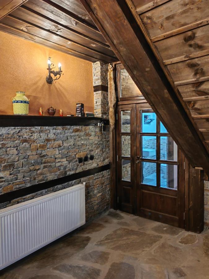 Къща За Гости Близнаците Leşten Exterior foto
