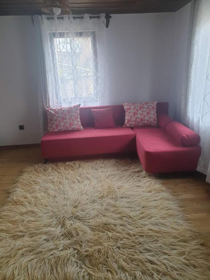 Къща За Гости Близнаците Leşten Exterior foto