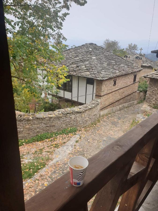 Къща За Гости Близнаците Leşten Exterior foto