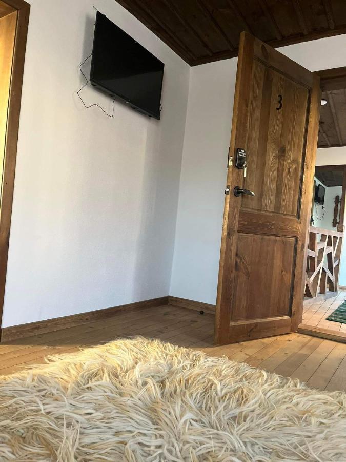 Къща За Гости Близнаците Leşten Exterior foto