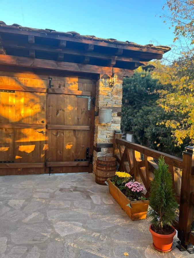 Къща За Гости Близнаците Leşten Exterior foto