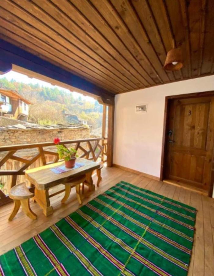 Къща За Гости Близнаците Leşten Exterior foto
