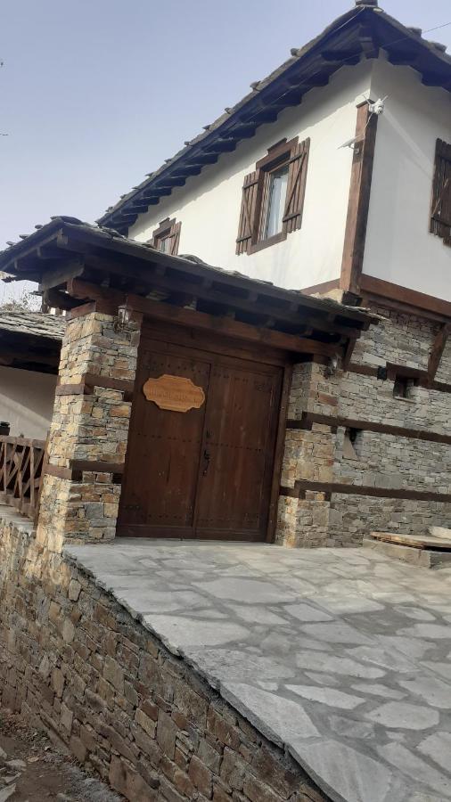 Къща За Гости Близнаците Leşten Exterior foto
